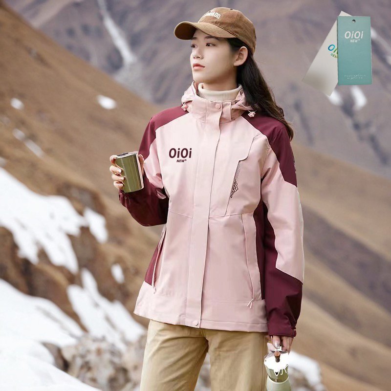 A new 2024 for a hot-skinner coat girl can detach a couple outside of the autumn winter