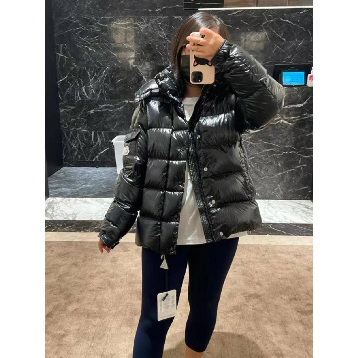 ♪ Back in the season buying Moncler/Scrambling Mayaya's 70th Anniversary Hat Fuffy Ski coat ♪