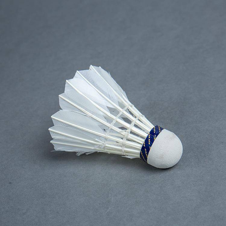 Four Seasons Brand Badminton 12 Model 402 Model Goose Fur on the Overseas Outdoor Exercise Training Special Ball
