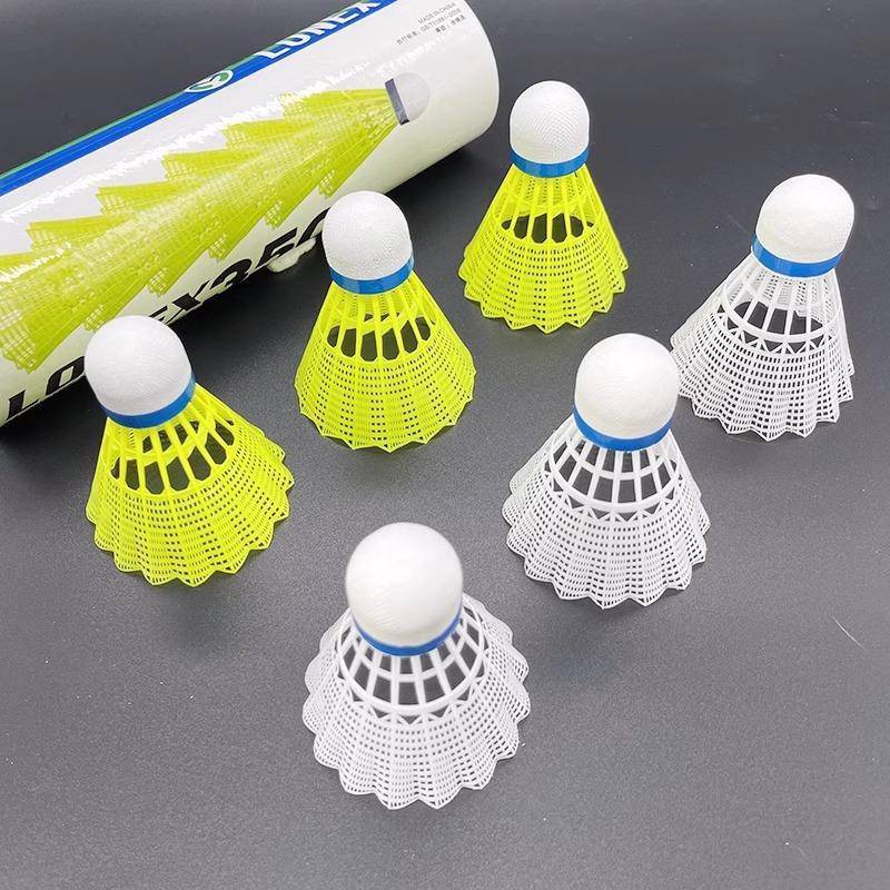 Night -light badminton goose feather windproof wind -resistant indoor and outward training nylon plastic night fluorescence light light light badminton badminton badminton badminton