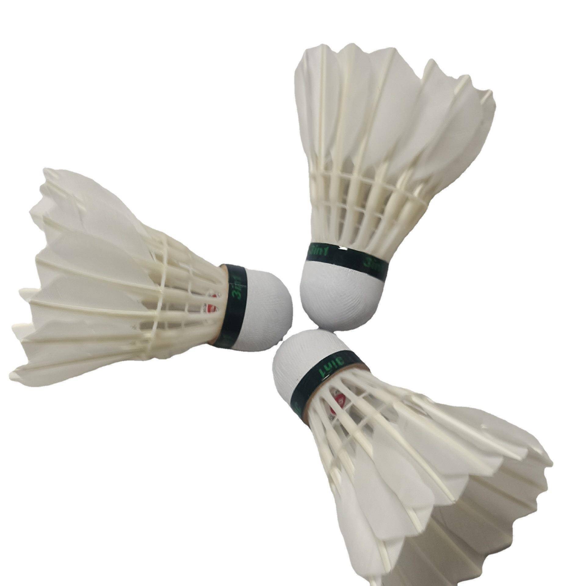 Naibao three -stage badminton 12 pretend to fight against king, not bad goose hair outdoor game windproof training ball