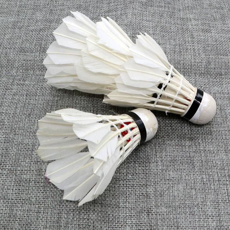 Badminton -resistant king's genuine products cannot play the goose feather indoor outdoor game windproof training ball