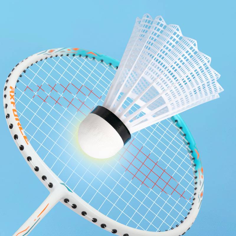 Plastic badminton 12 loaded yellow and white nylon balls 6 stable flight indoor and outdoor is not easy to smash multi -color