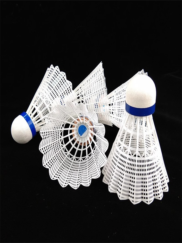 Plastic badminton 12 loaded orange yellow pink white nylon ball 6 indoor and outdoor is not easy to break and stable flying