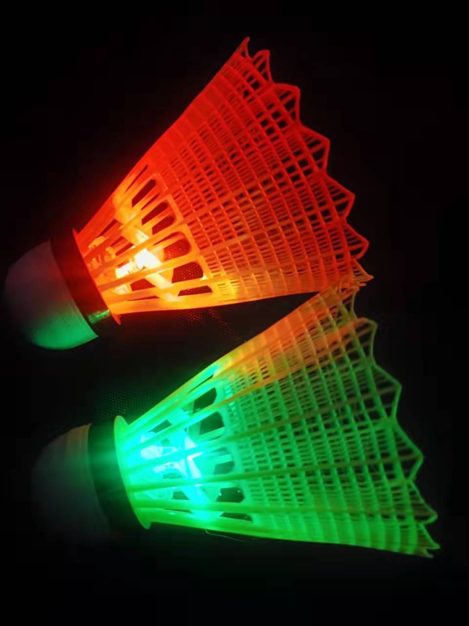 McNyton night lighted badminton feathers and nylon nylon platters with light