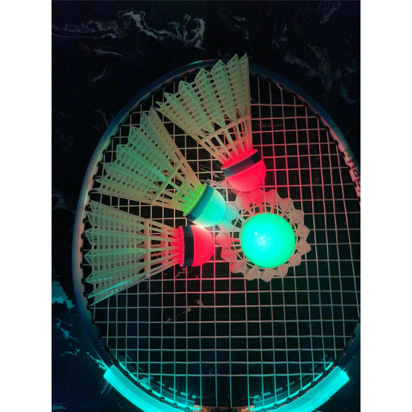 Ball's hair light badminton ball windproof luminous nylon ball with lights and night with fluorescent hair bright night play glitter