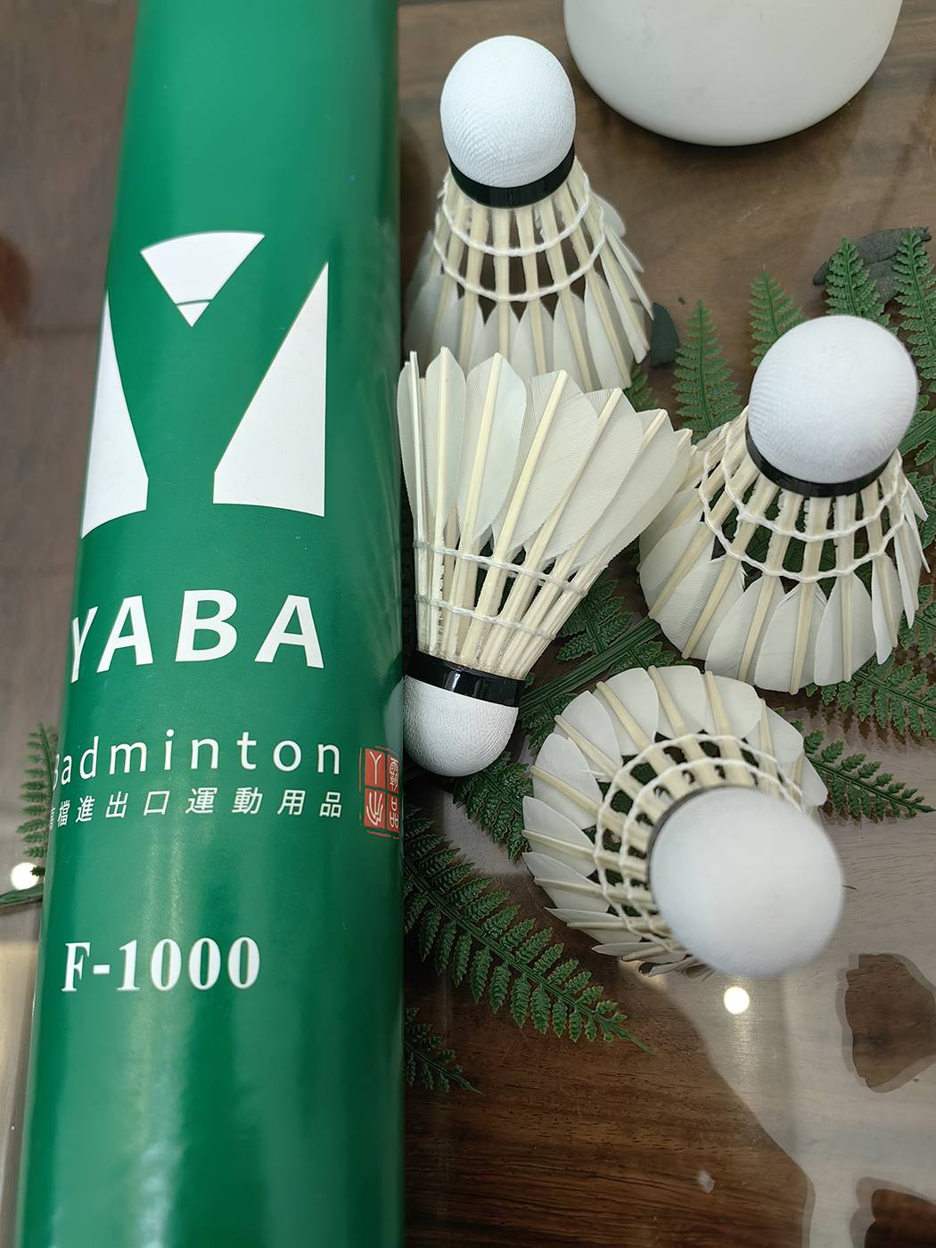 Green Ya Bai Goose Periodic F1000 Yaba Badminton 4 Barrels of Goose Flower Full Round Badminton