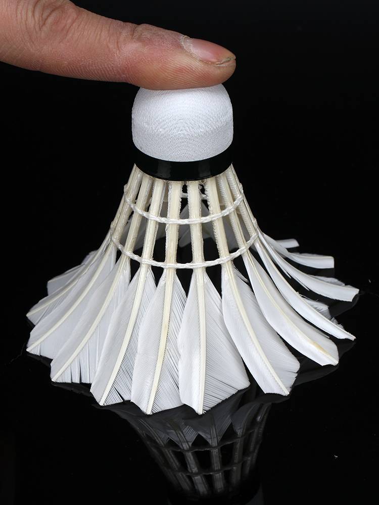 authentic L-301 badminton is not easy to rot professional competition venue training 12 pieces