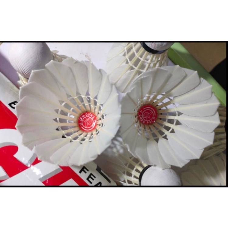 Super red super badminton 9.9 in the new specialty