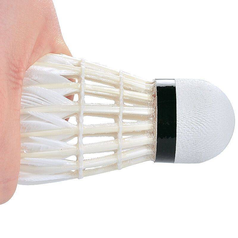 Victor victory badminton is resistant to stable and stable indoor and outdoor training.
