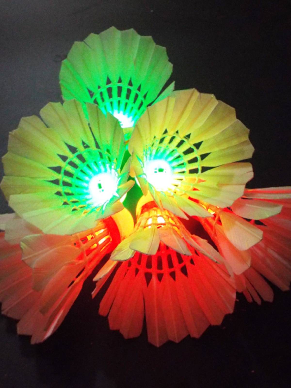 Ball hair light badminton spring steel wire switch resistant head translucent green light durable red bright luminous