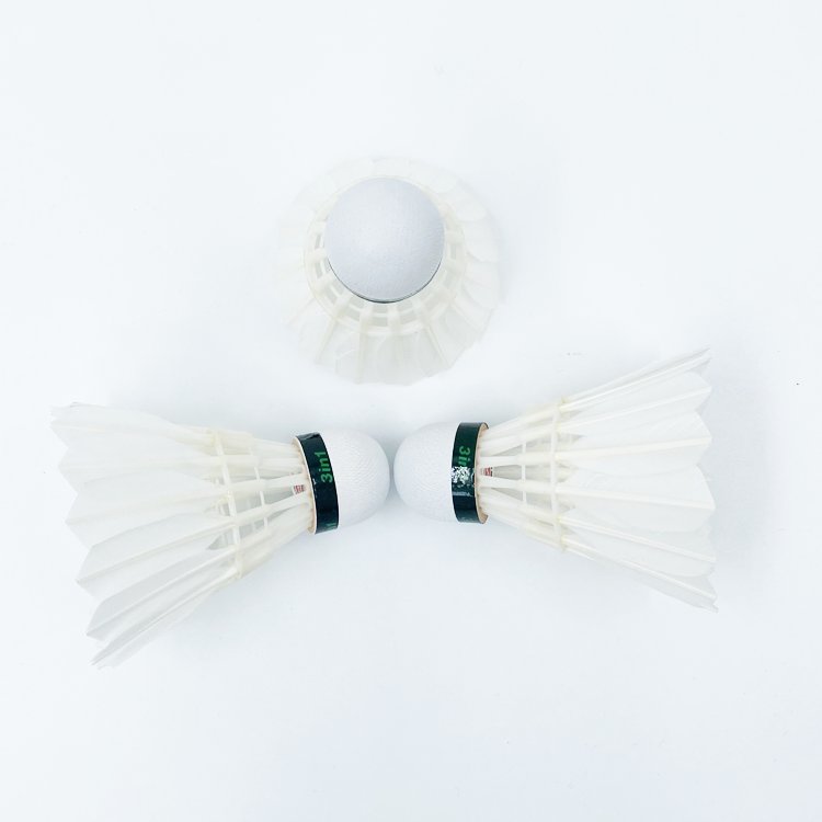 D60 Dmantis 3in1 Shuttlecocks Duck Feather Badminton Shuttlecock Super Stable and Durable