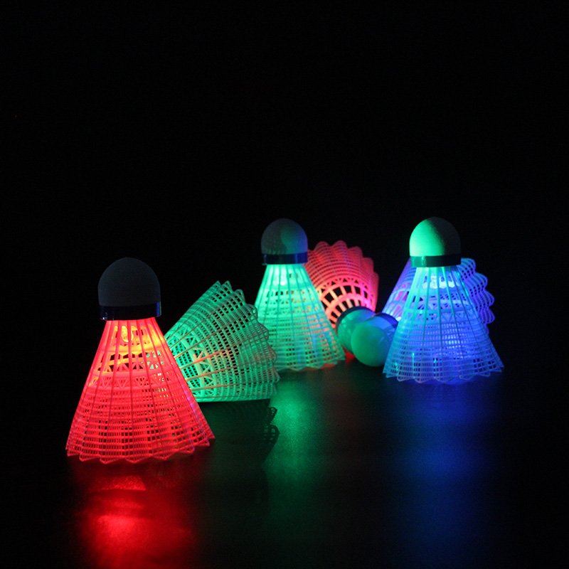 Customize The Best Selling High Quality Nylon Feather Outdoor Sports Glowing Badminton Shuttlecocks For Kids And Adult