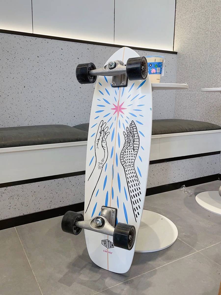 American Carver's land surfboard PU Bridge professional beginner male girl yow road flush slide slide slide