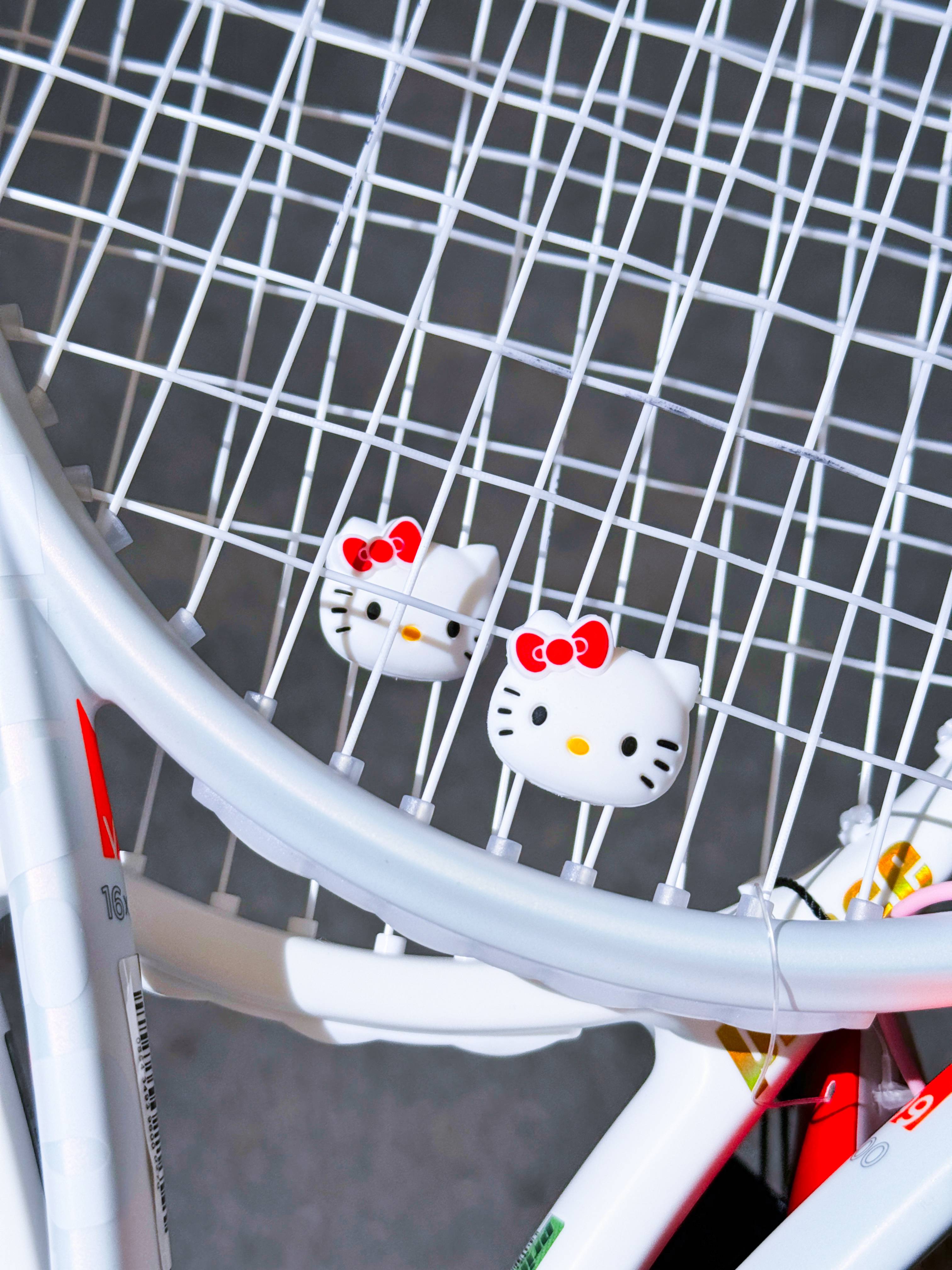 Tennis shock absorber hellokitty shock absorber silicone durable tennis shock -resistant particle tennis accessories shock knot