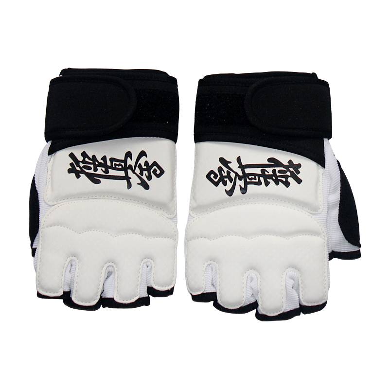 Silver, very good gloves, karate karate, karate karate