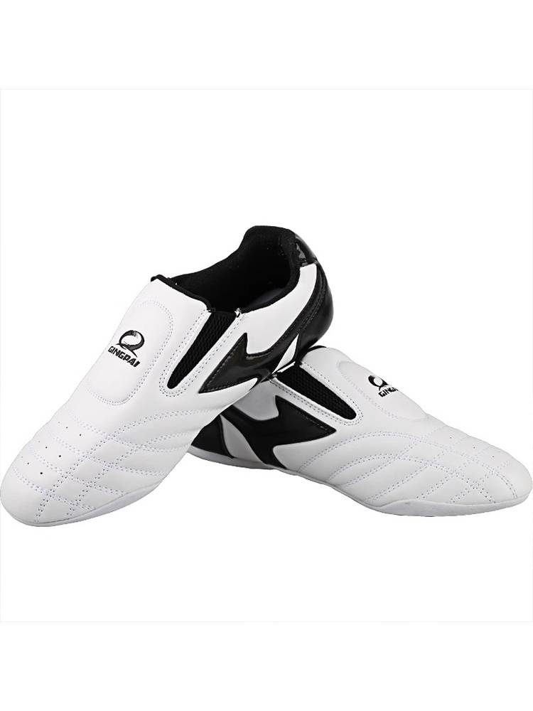 Soft -bottomed professional children's adult taekwondo shoes breathable and wideway shoes dispersion shoe karate shoes