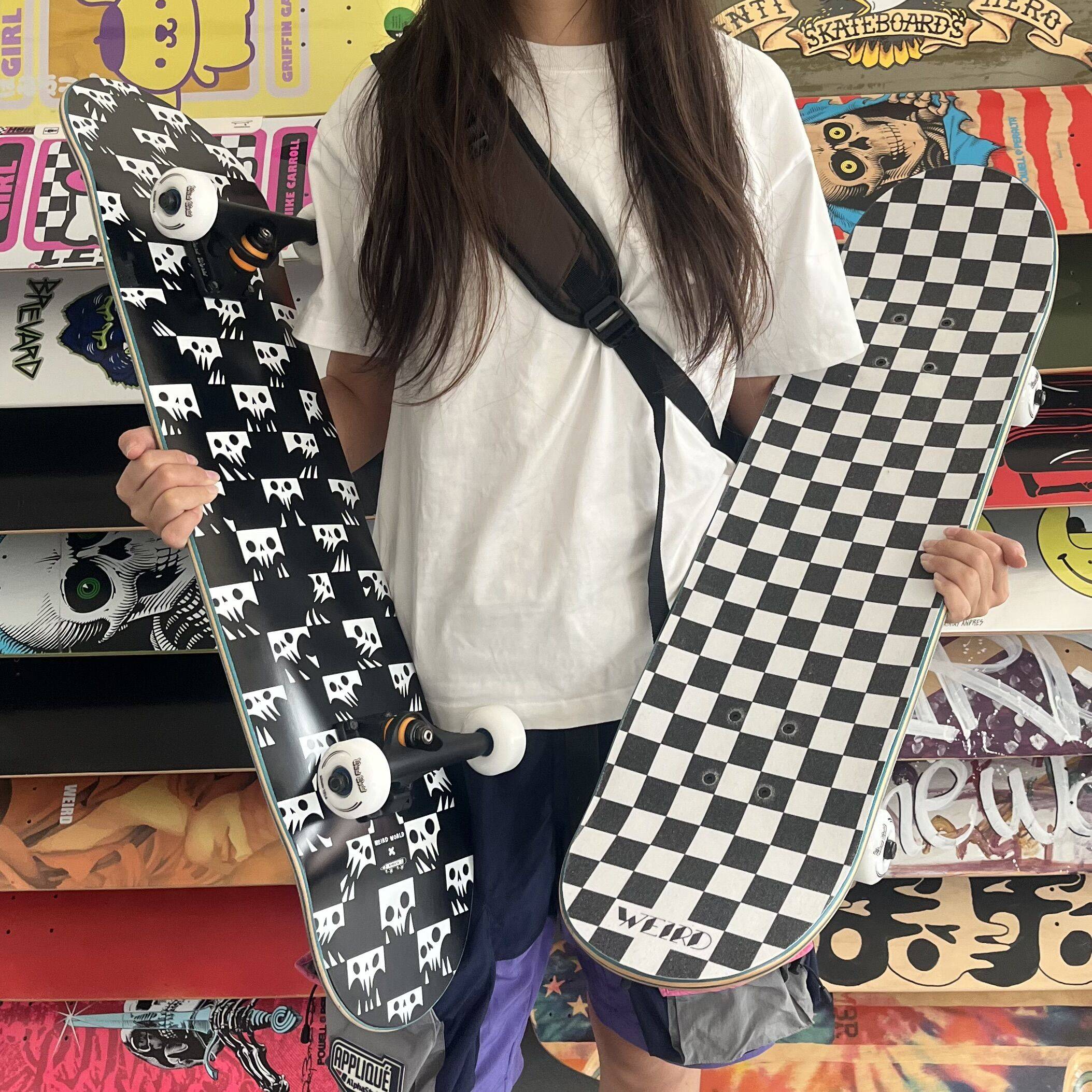 Professional skateboard wering world double -tier assembly novice high -profile beginner to get started adult children and women