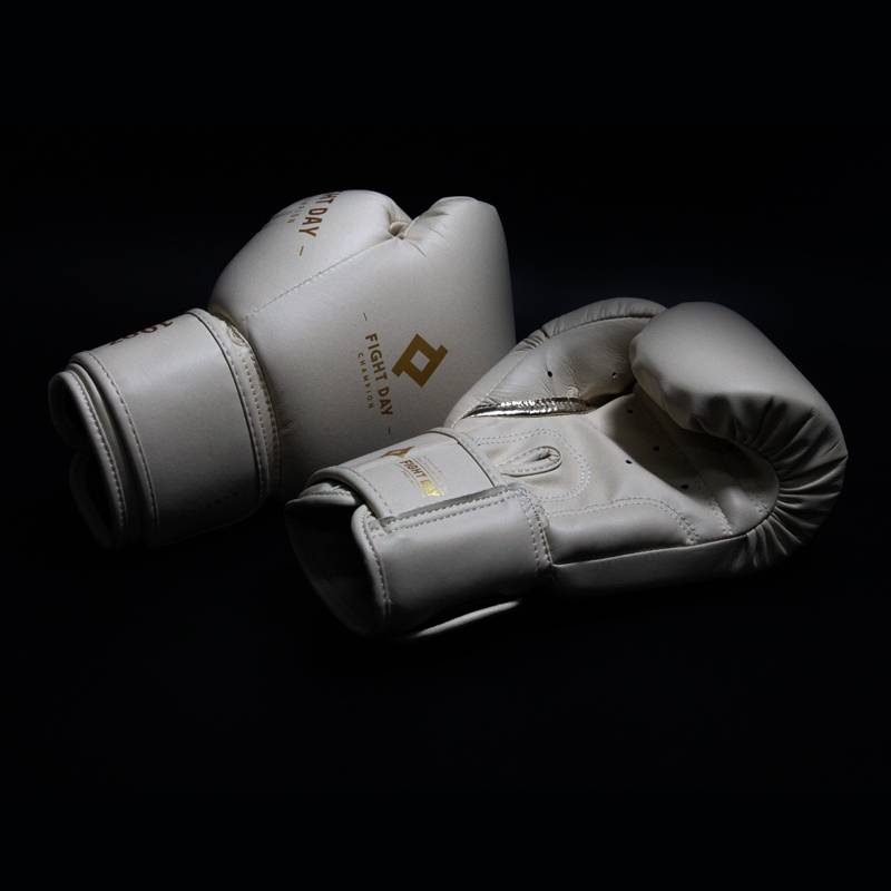FightDay gloves boxing glove matte high -end texture gloves men's and women's professional Muay Thai scatter fight fist