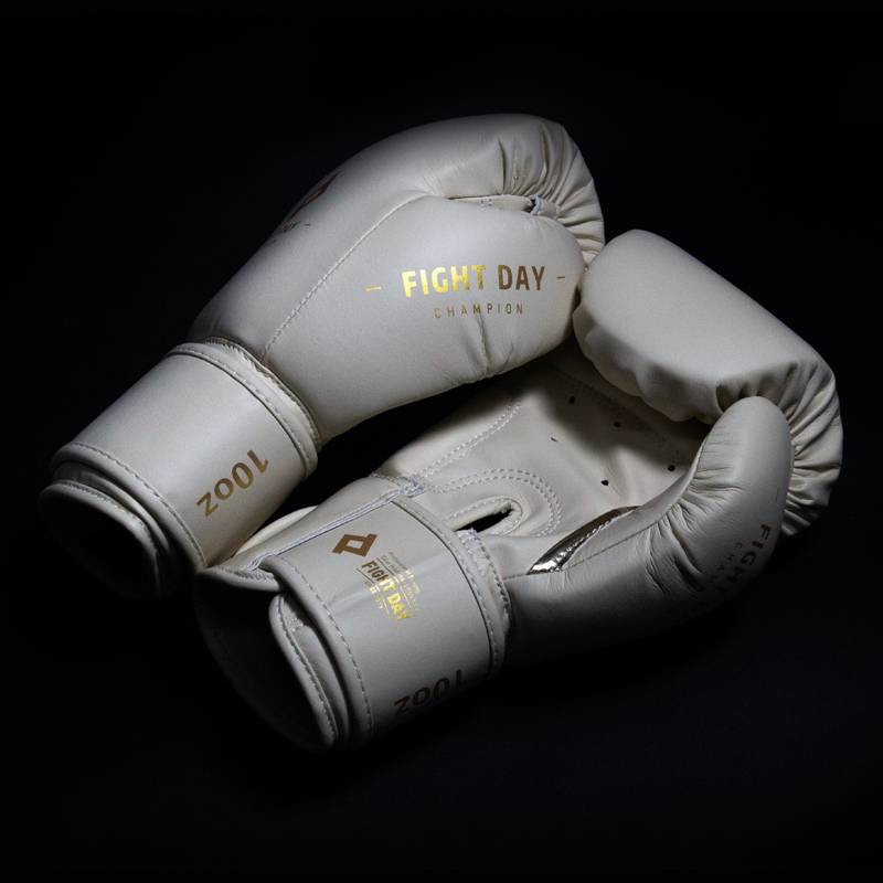 FightDay gloves boxing glove matte high -end texture gloves men's and women's professional Muay Thai scatter fight fist