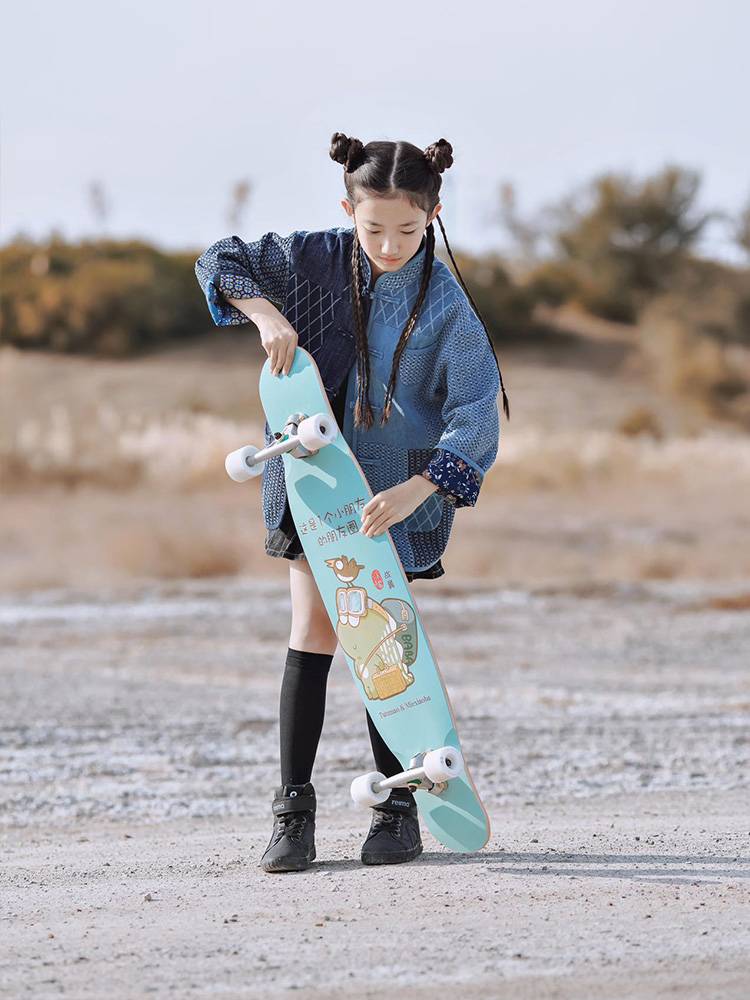 Battle Wing long board Children's professional board all -round board kit junior scholar skateboard meow boys and girls Pinghua walking dance board