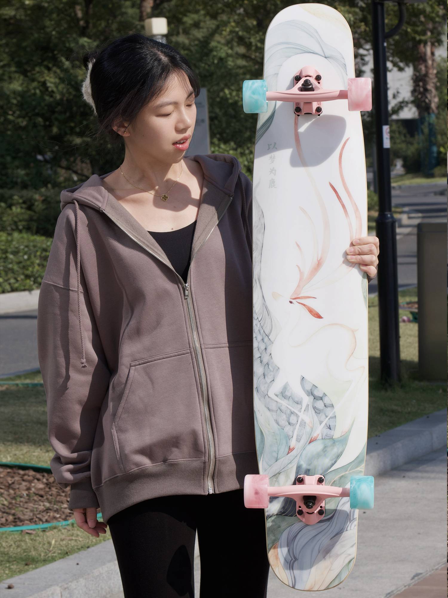 Taking dreams as deer long board skateboarding professional board dance board high -end beginners adopt adult children and young people adults