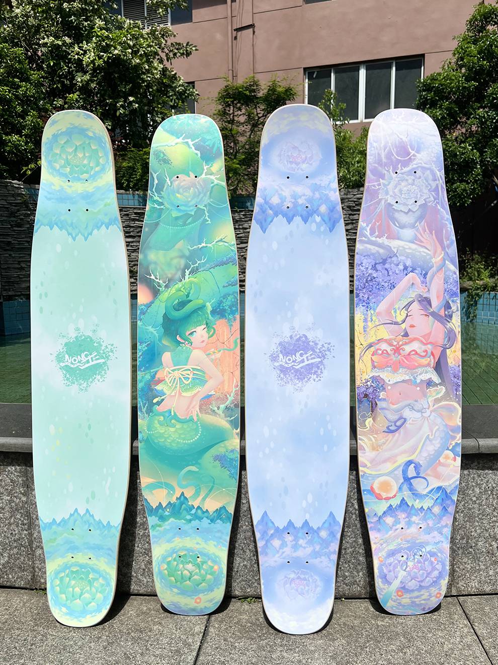 Nong Street Changshi Xiaoqing Xiaobai Snake is not at home, a professional skateboard adult male girl dance board DC children's skateboarding meow board