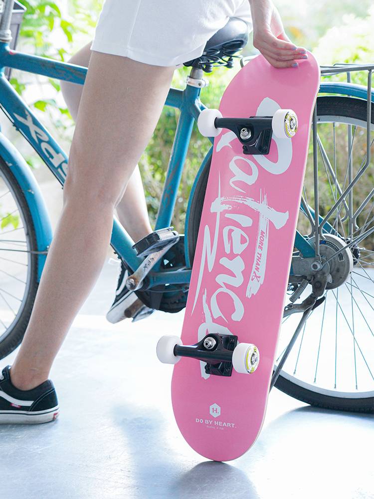 DBH professional skateboard beginner girls and children, adult brushing street mobility, double warp assembly board patient series