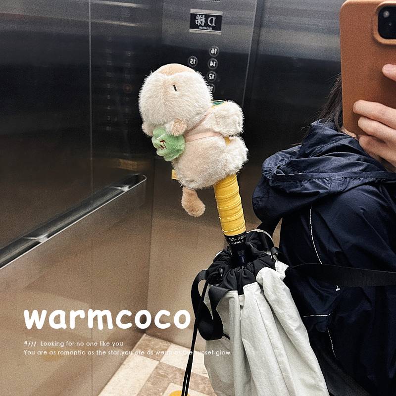 The small tail will turn!Tennis racket badminton racket handle protective set grip cute plush dolphin card Plara