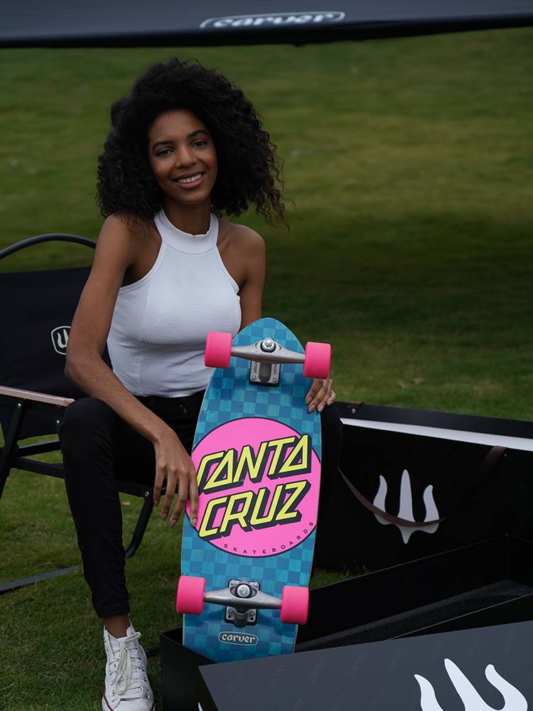 American Carver goddess "powder wheel Hawaii" Santa Cruz professional land surfboard 30 inches