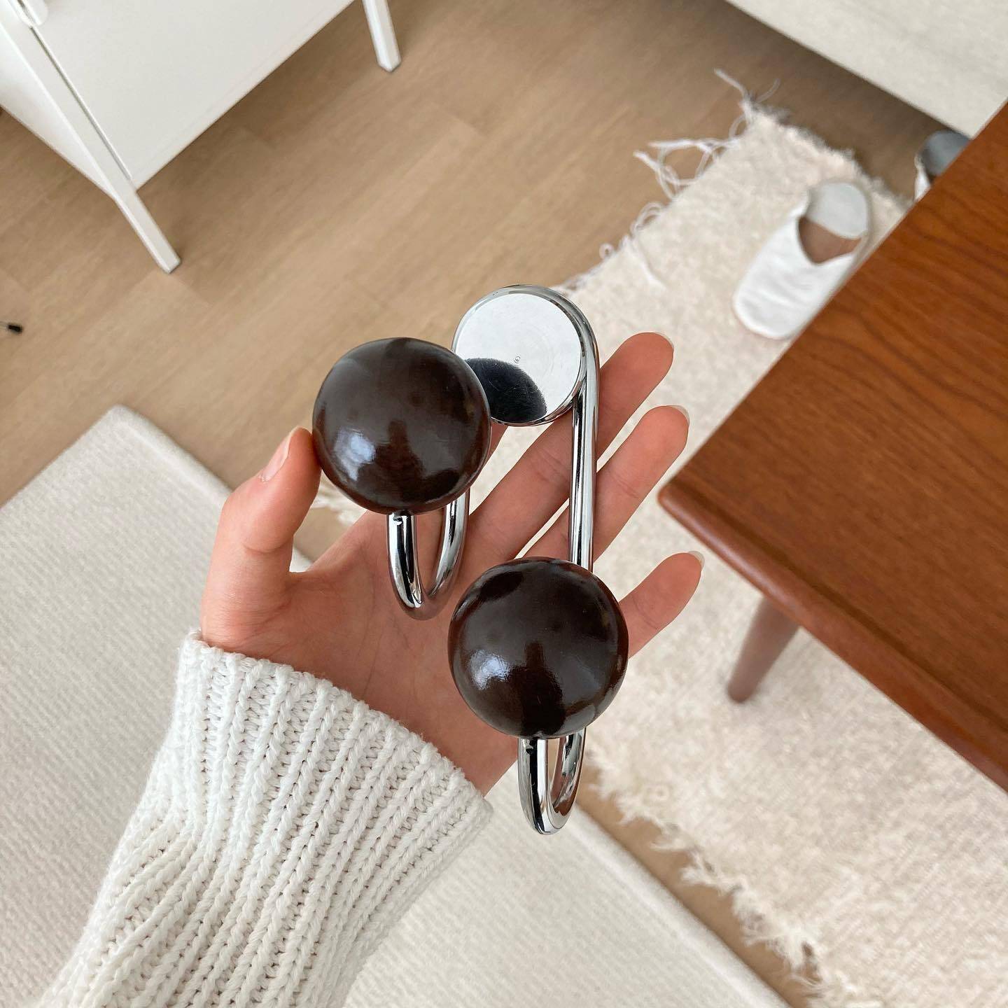 Tree's Island TREE Magnetic Hook Refrigerator -free Refrigerator Magnetic Suffering Patch Decoration Door Vintage Ball INS Creative Wall hanging