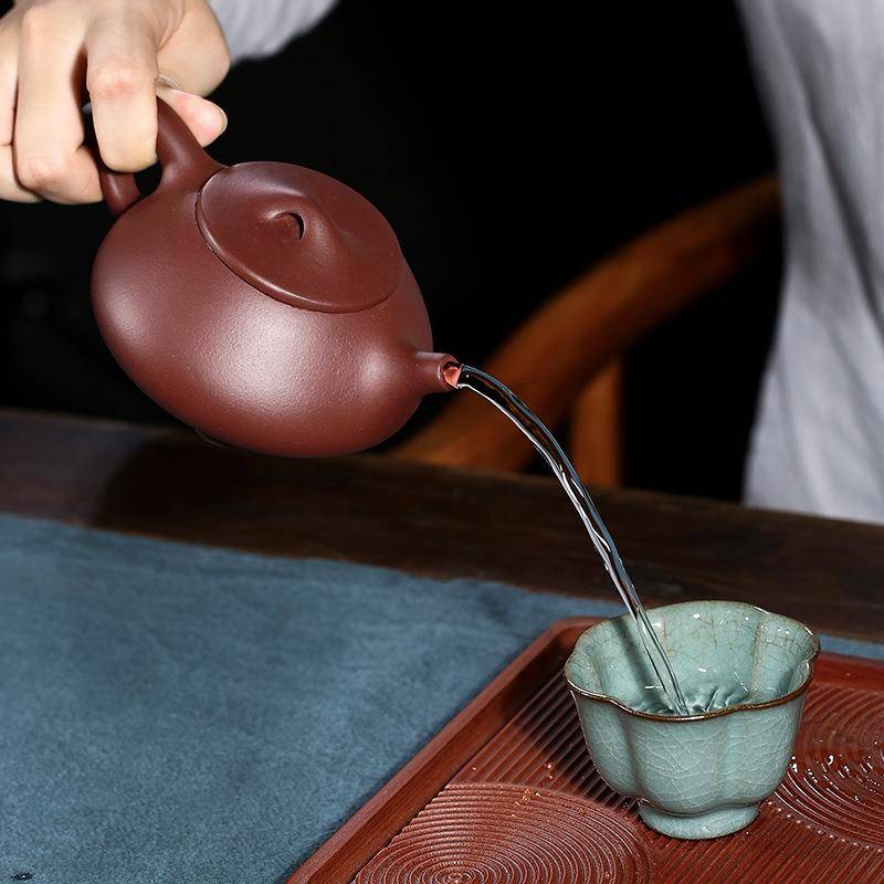 Yixing master handmade purple sand pot stone scoop inner wall chapter ball hole teapot