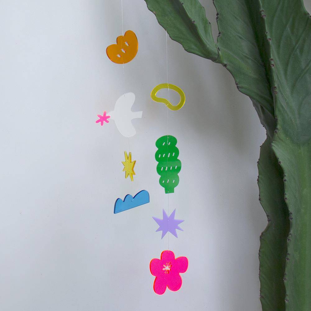 Children's decorative pendant hanging decoration wind chip crane wall room room layout romantic acrylic planet
