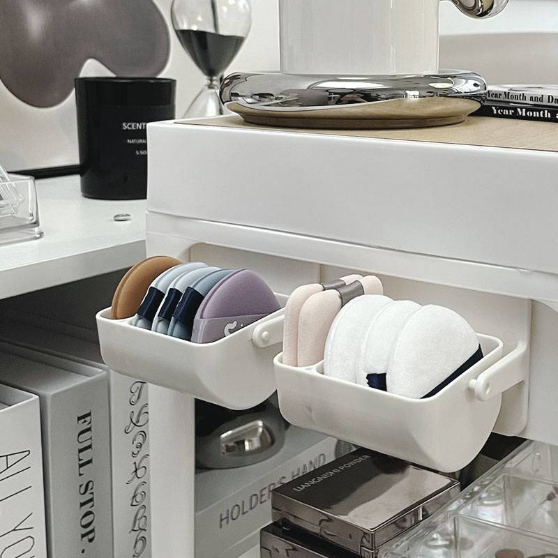 Hot -selling wall -mounted beauty makeup egg sponge powder puff cushion bracket Make -up egg ball gourd storage shelf fixed makeup ball dustproof