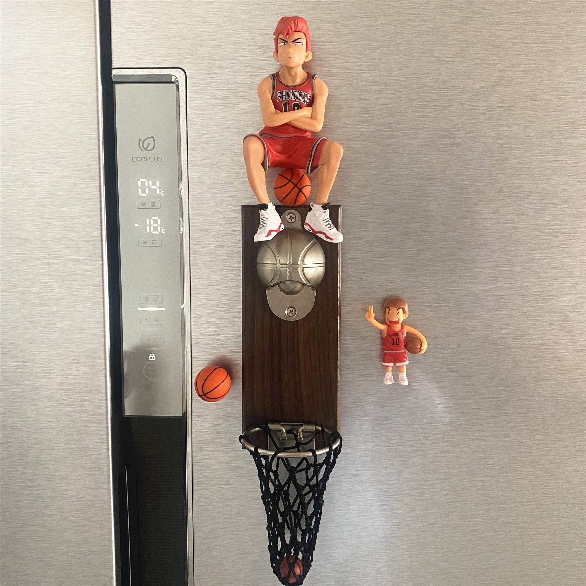 Creative Basketball Bottle Opener Beer Ratin Circular Refrigerator Patching Robin Red Basket Piece Link Wall -mounted Bottle Qi