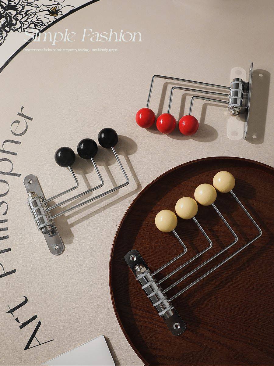 Middle -aged style ball hook bedroom wall hanging clothes hats iron decorative fun wall -mounted multi -function storage