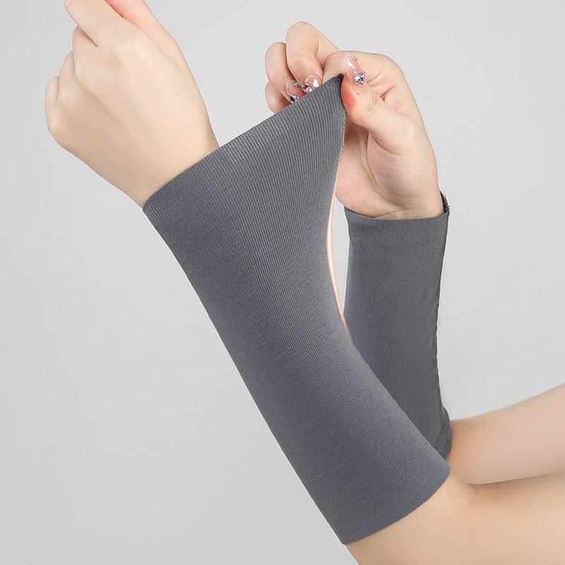 20 cm deep gray