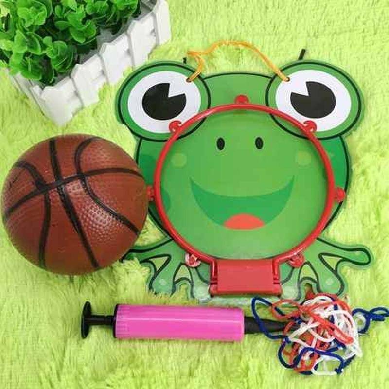 Indoor children's suspension basketball frame wall -hanging door -style children's basket frame can be sdgedly dunked to the wall to send a small basket