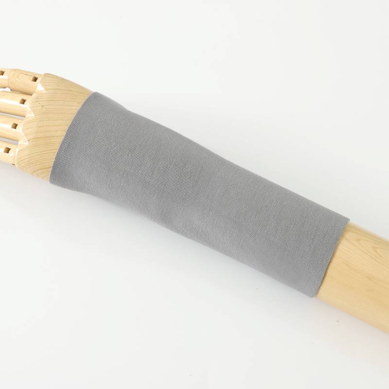 【20cm】 Iron ash