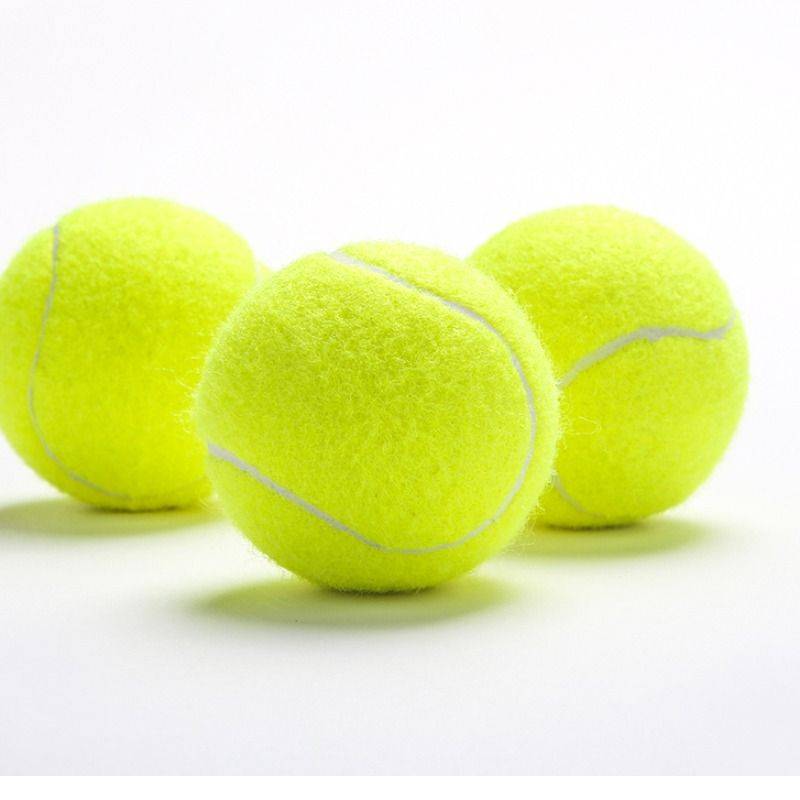 Trained tennis beginners in high-flexibility and slow-to-peer junior high-level tennis pets massage tennis