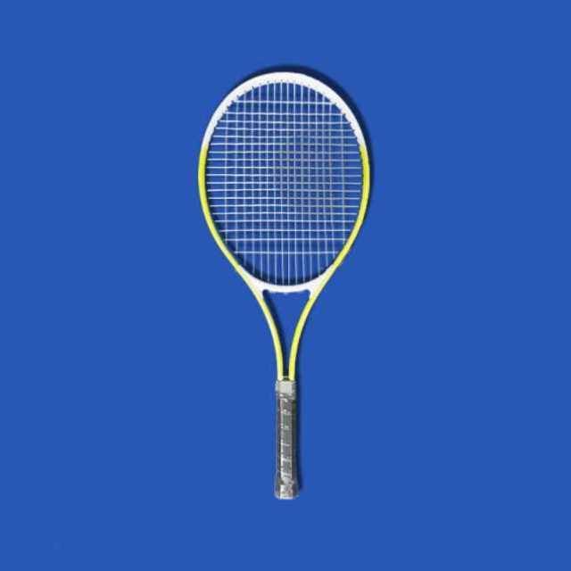 A tennis ball without a bottom net