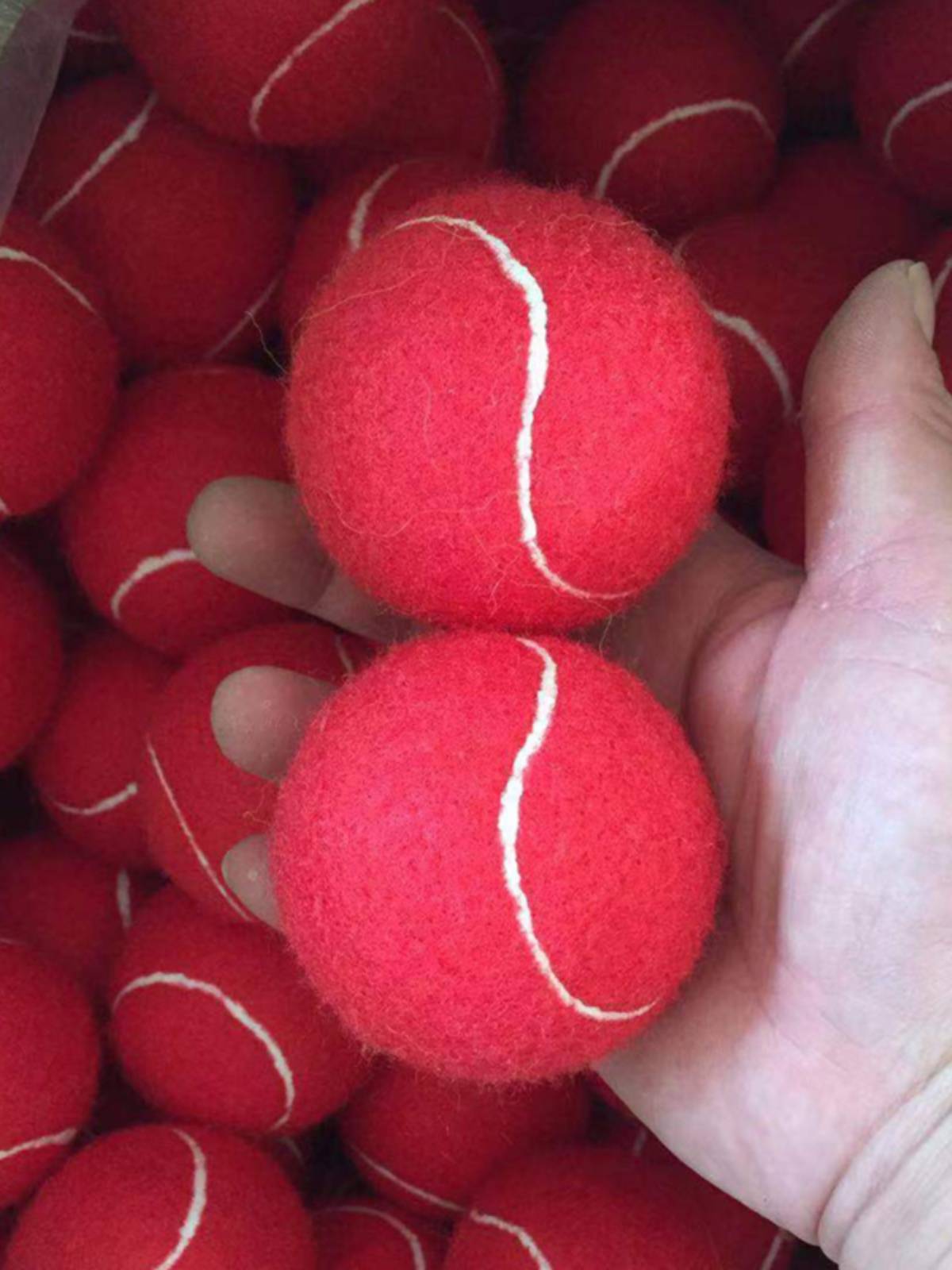 Red tennis color ball high bomber decompression training tennis laundry massage Teddy Corgi pet tennis prop ball