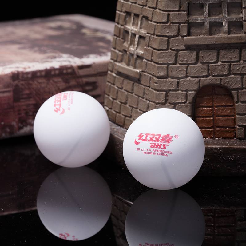 Counter Red Doubles Table Tennis Table Tennis has a white 40ppq table tennis game.
