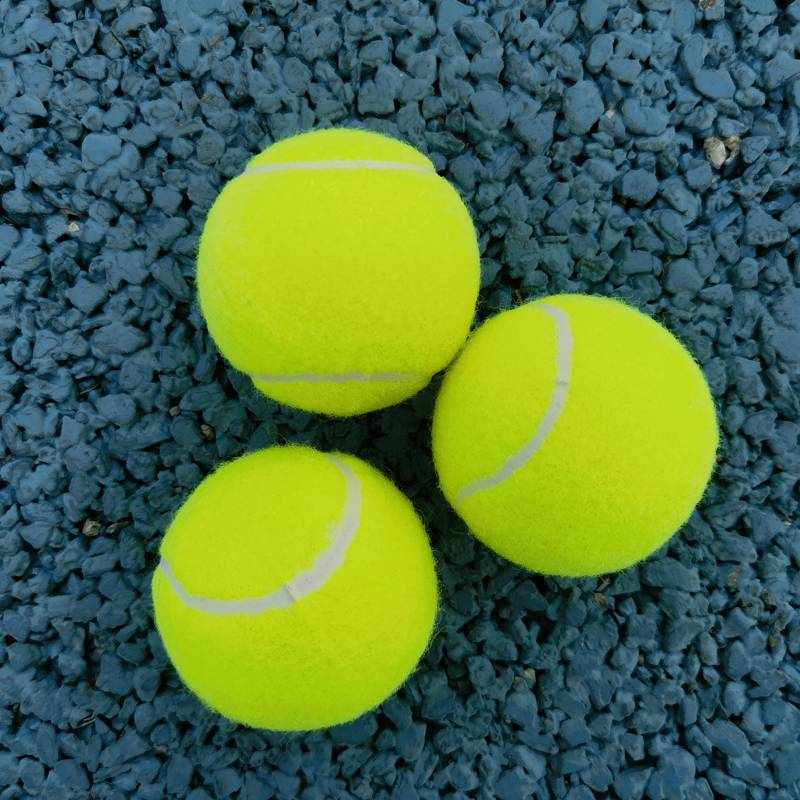 Three tennis balls (conventional without wire)