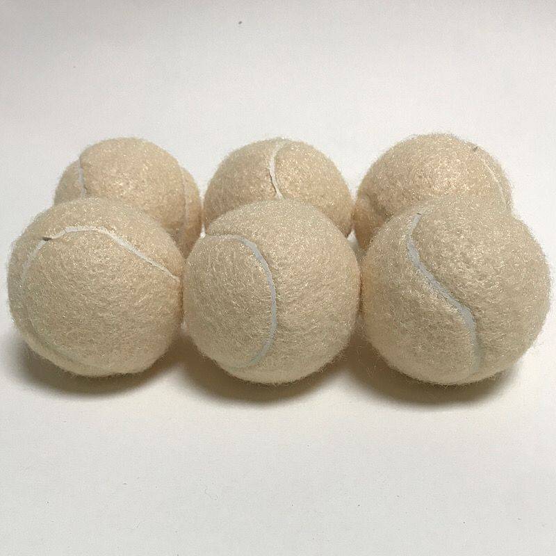The rice and white tennis