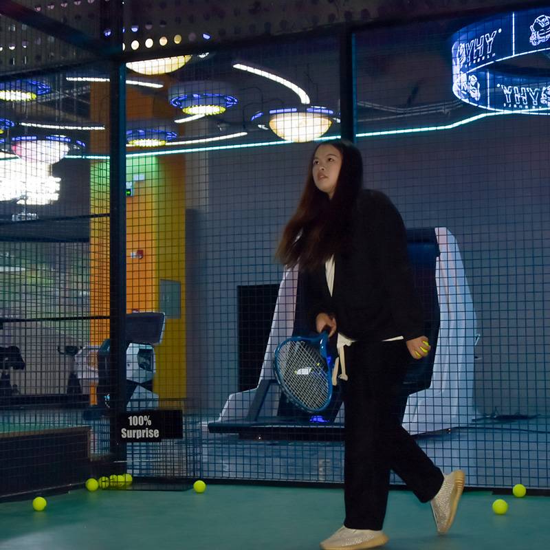 Digital simulation tennis indoor sports experience hall cage type competitive projection exercise crackdown