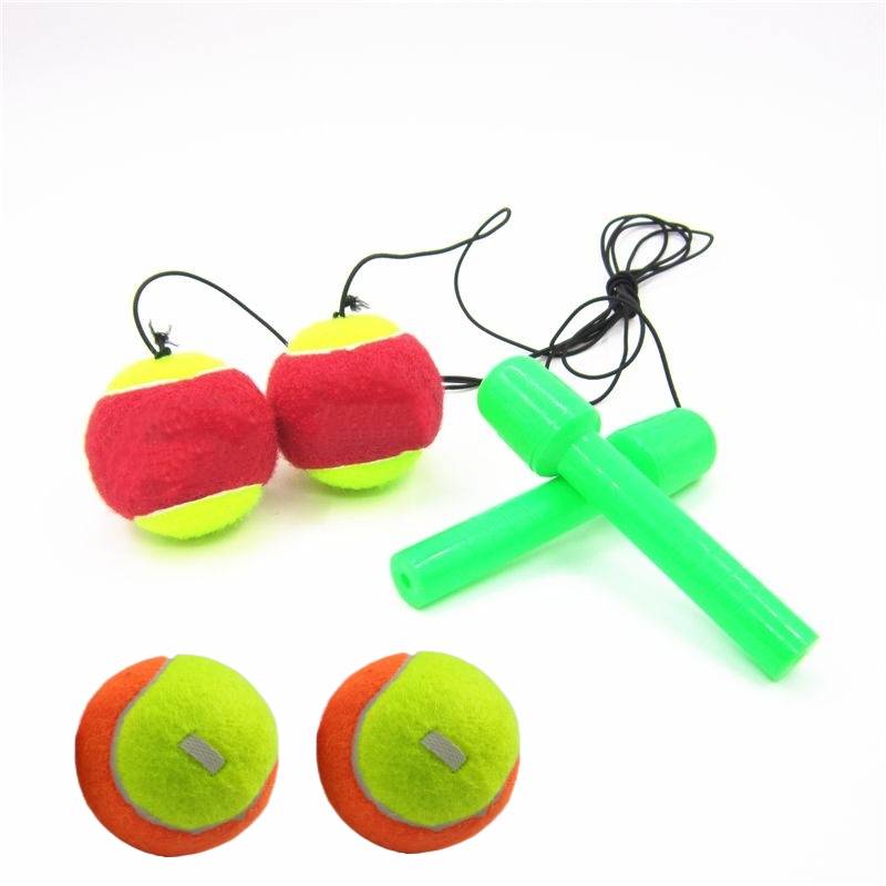 Green handles for children ' s gyms (plus 2 backup balls)