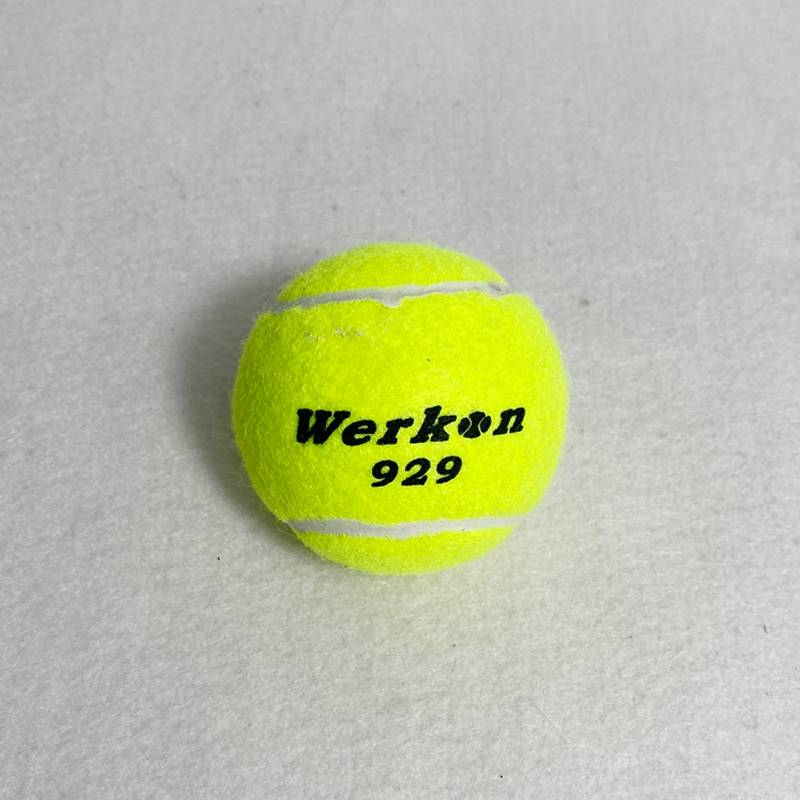 fluorescent green 929 for training tennis
