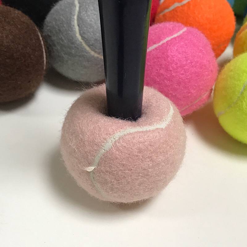 Four tennis crosses of rice powder