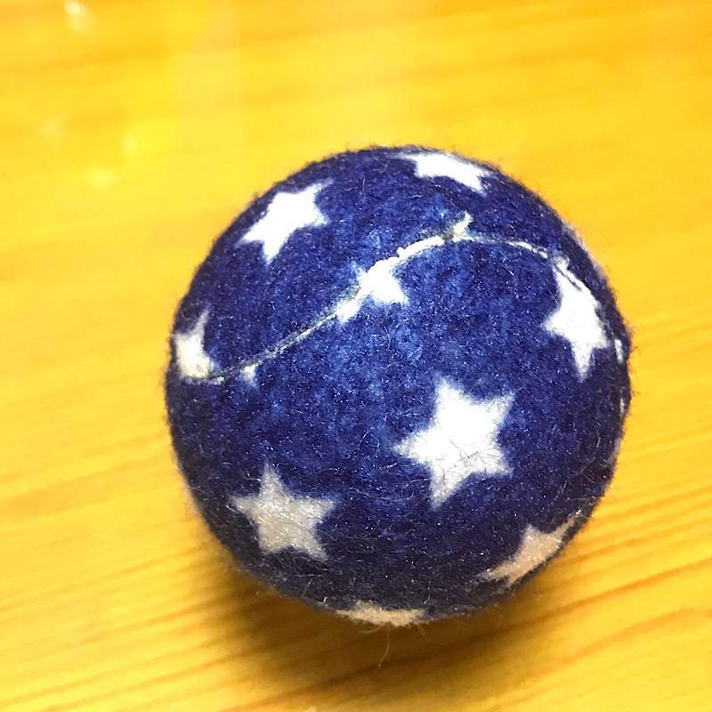 A star-marked tennis ball